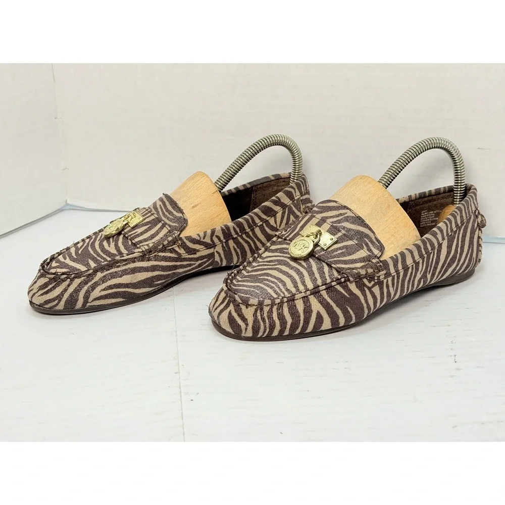 Michael Kors Zoey Zebra Print Loafers Girls Size 4 Brown Tan Gold Charm Flats